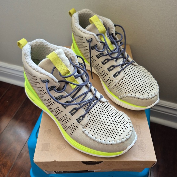Nike Rosherun Trail 8.5 - Picture 10 of 14